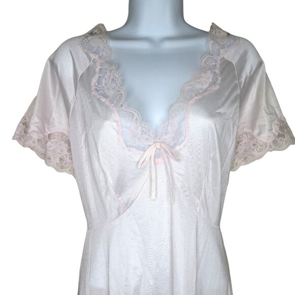 Vintage Light Pink Nylon Nightgown: Lace Trim, Tie Back (Size L) - Picture 5 of 13